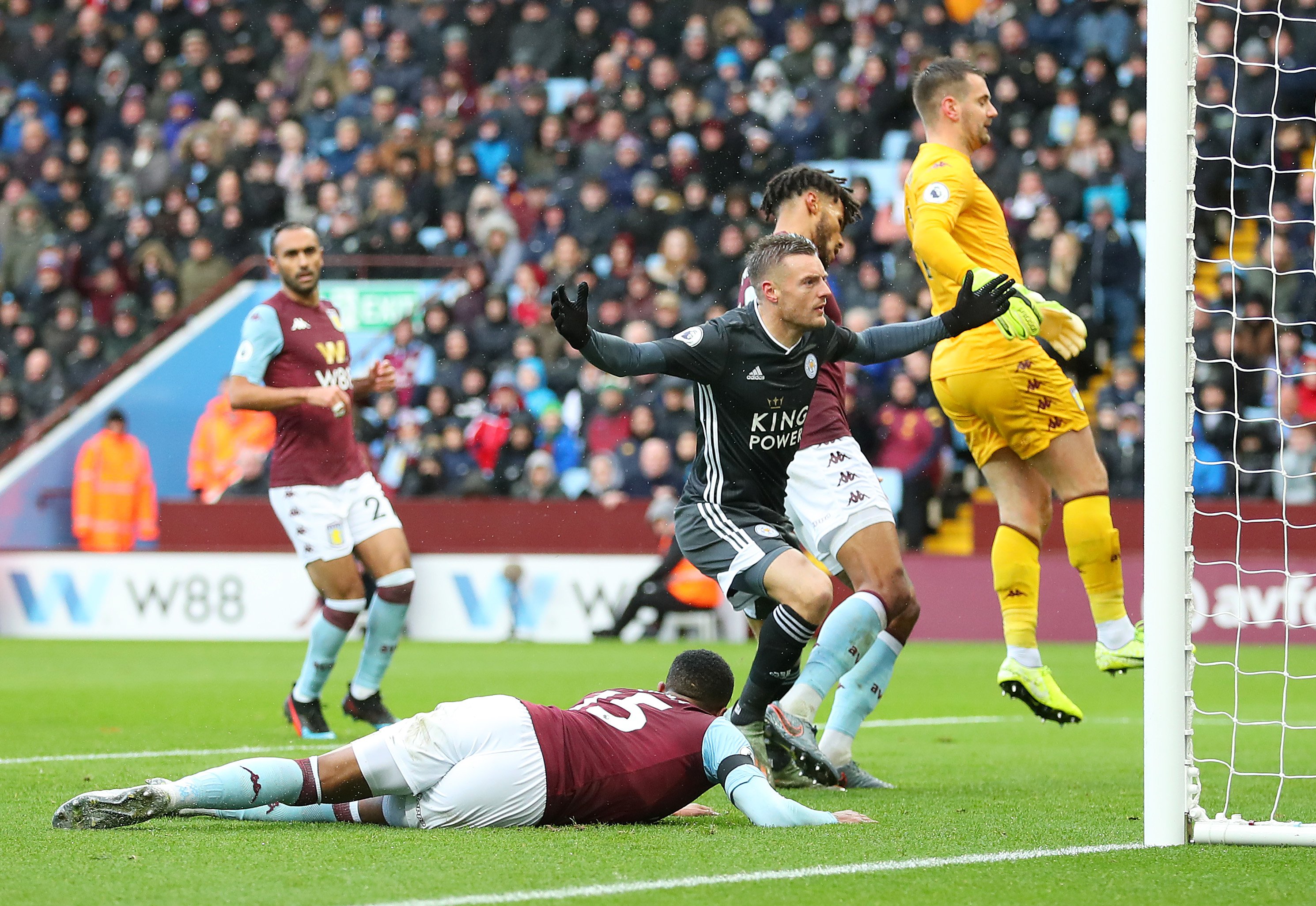 的中前场带 的中前场带